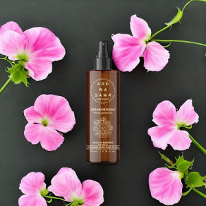 Rose geranium massage oil 200ml